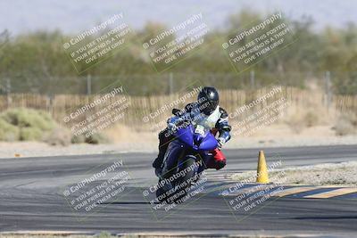 media/Oct-30-2025-Racers Edge (Thu) [[dabbdaf680]]/3-B Group/Session 2 Turn 2/